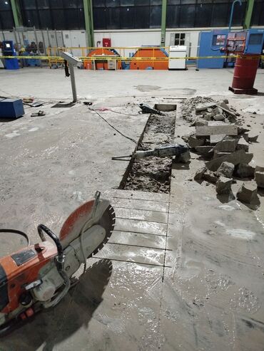 Qapı ustası xidmətləri: Beton kəsmə beton deşmə xidməti Karot - HILTI DD 200 / 350 ilə 25 °