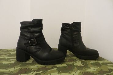 zenske cizme od antilopa: Ankle boots, 39