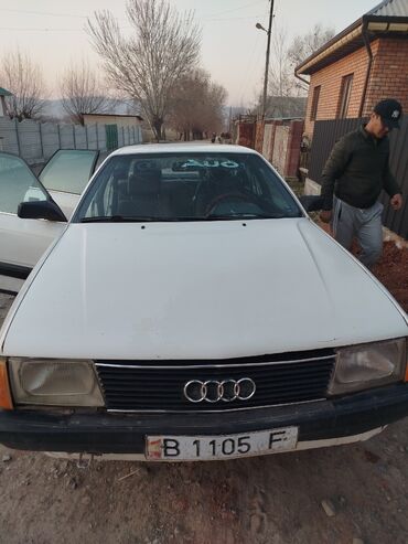 menyayu audi 80: Audi 100: 1987 г., 1.8 л, Механика, Бензин, Седан