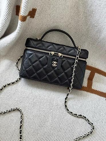 Сумка натуральная кожа Chanel с верхней ручкой и ремешком -
