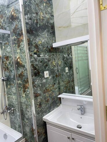 Uzunmüddətli kirayə mənzillər: Ağ şəhərdə 7 mərtəbənin 6 cı mərtəbəsində 2 otaqlı ev 1200 kirayə — 14