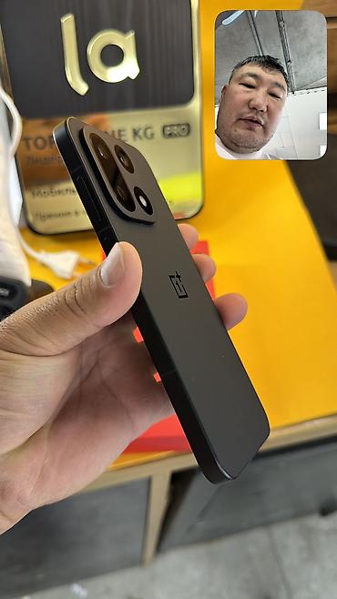 телефоны за 15000 сом: OnePlus 15, Б/у, 512 ГБ, 2 SIM, eSIM — 6