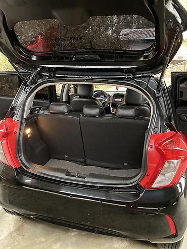 люк bmw: Chevrolet Spark: 2017 г., 1 л, Автомат, Бензин, Хэтчбэк — 3