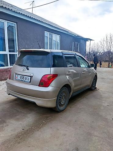 Toyota: Toyota ist: 2022 г., 1.3 л, Автомат, Бензин, Хэтчбэк — 4