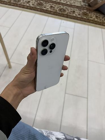 Apple iPhone: IPhone 16 Pro Max, 512 ГБ Все работает отлично Кроме нижней колонка — 5