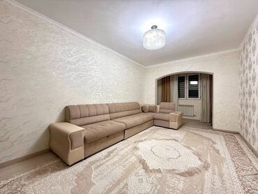 продаю или меняю на автомат: 2 бөлмө, 67 кв. м, 106-серия жакшыртылган, 2 кабат, Евроремонт