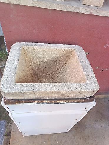 cen su: Tebii su daşı,filtr su ucun su daşı. - Material: tökmə beton/daş — 4