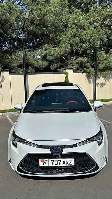 Toyota: Toyota Levin: 2021 г., 1.8 л, Вариатор, Гибрид, Седан — 1