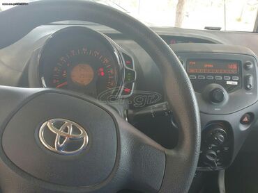 Toyota: Toyota Aygo: 1 l. | 2015 έ. Χάτσμπακ — 7