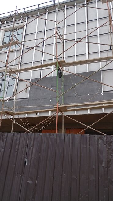 Naveslər, markizlər: Metal konstruksiyalı, yığılmış örtük. Həyətdə və ya bağda avtomobil — 8