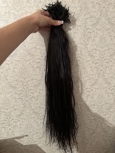 RAF: Uzun qarayaçın saç tutamı – keratin uclu kapsul (U-tip/keratin bond)