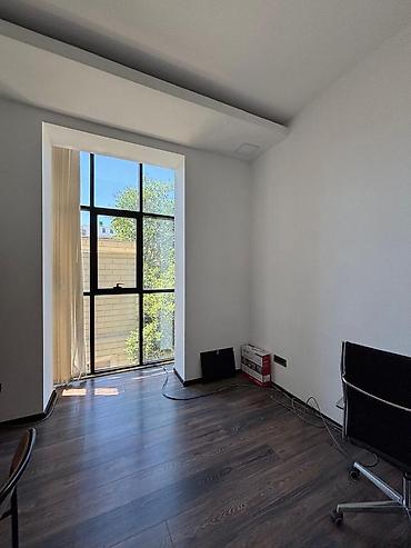 İcarəyə binalar: Satılır obyekt 650 m², Gənclik m. 🏢 Gənclikdə Premium Kommersiya — 17
