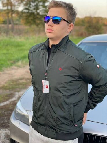 Jakne za prelazni period: S do 3xl 
6600 — 8
