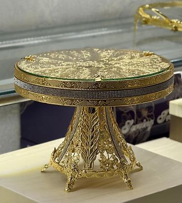 biskvit qabi: Tort və şiriniyyat qabı, rəng - Qızılı, Metal, Yaponiya — 1