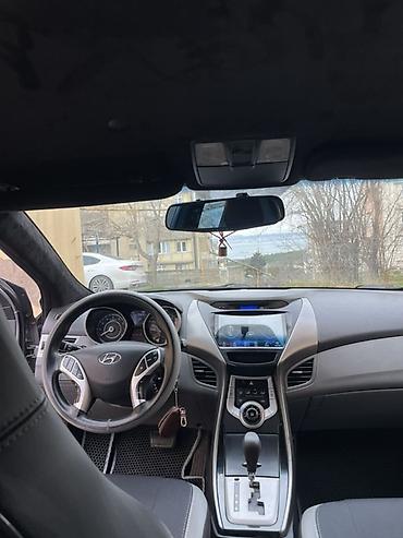 elantra difuzer: Hyundai Elantra: 1.8 l | 2011 il Sedan — 10