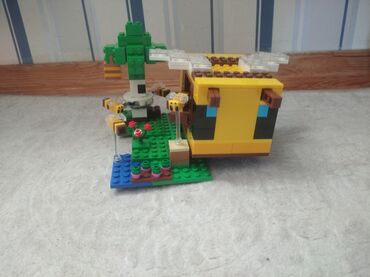 oyuncaq ev: Lego Minecraft ev 35 man