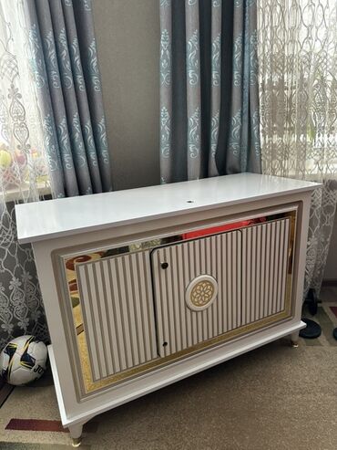 узкие прикроватные тумбочки ширина 20: Кийимдер үчүн тумба, Күзгүсүз, түсү - Ак