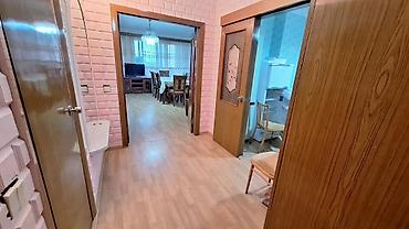 8 noyabr: Bakı, Ağ şəhər, 2 otaqlı, Köhnə tikili, m. Xətai, 87 kv. m — 5