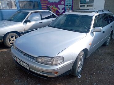 тоиота карина: Toyota Camry: 1993 г., 2.2 л, Механика, Бензин, Универсал