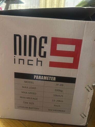 hoverboard qiymətləri: JY-09 model nömrəsi ilə 9 düymlük təkərlərə sahib bu özünü