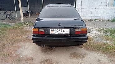 Продажа авто: Volkswagen Passat: 1992 г., 1.8 л, Механика, Газ, Седан — 4