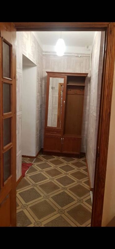 Uzunmüddətli kirayə mənzillər: Nərimanov rayonu, Monaliza şadlıq sarayının yanında 5 mərtəbəli — 1