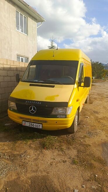 машина голф тройка: Жүк ташуучу унаа, Mercedes-Benz, Стандарт, 3 т, Колдонулган