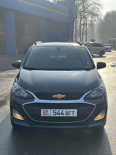 Chevrolet: Chevrolet Spark: 2019 г., 1 л, Робот, Бензин, Хэтчбэк — 2