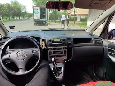 прикурить машину такси: Toyota Corolla: 2002 г., 1.6 л, Механика, Бензин