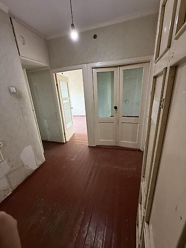 2 комнаты, 66 м², Зайнабетдинов мкр., Индивидуалка, 3 этаж, Требуется ремонт
