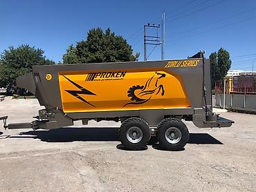 kotanlar traktor: Peyin səpən 10 kub metr həcmli. Tutumu 12 ton. Türkiyənin çox — 3