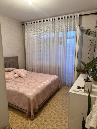 продам квартиру 3: 3 комнаты, 70 м², 105 серия, 2 этаж