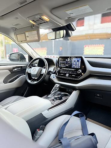Toyota: Toyota Highlander: 2021 г., Гибрид, Кроссовер — 8