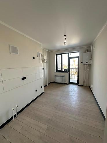 46: 1 комната, 46 м², Кара-Жыгач ж/м Элитка, 1 этаж, Евроремонт — 3