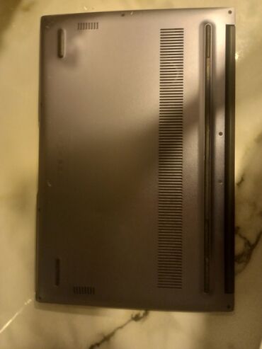 diz üstü komputerlər: Intel Pentium, 13.3 "