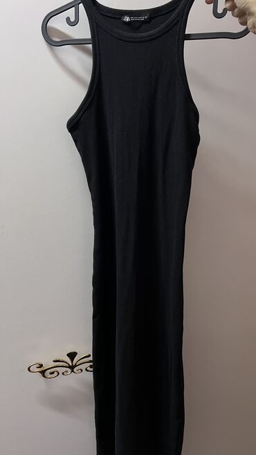 черное длинное вечерное платье: Кече көйнөгү, Классикалык, Узун модель, Жеңдери жок, XS (EU 34)