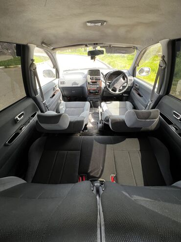 Toyota: Toyota Ipsum: 2000 г., 2 л, Автомат, Бензин, Минивэн — 8