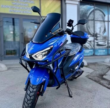 муравей с кабиной: Макси-скутер Suzuki, 100 куб. см, Бензин, Жаңы, Бөлүп төлөө менен