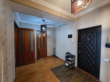 Uzunmüddətli kirayə mənzillər: Əcəmi metrosu yaxınlığı,Yeganə şadlıq sarayının arxasında,18 — 7