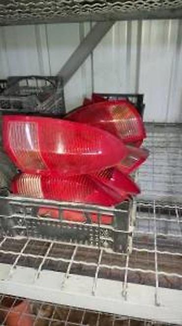 tabla u autu: ALFA ROMEO 147 STOP SVETLA RESTAJLING | Vise komada u ponudi cena po — 1