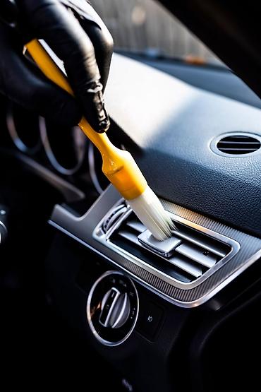 химчистка кызыл кия: 🚘 ВЫЕЗДНАЯ ХИМЧИСТКА АВТО В БИШКЕКЕ 🧼✨ Не хотите ехать в детейлинг? Мы — 4