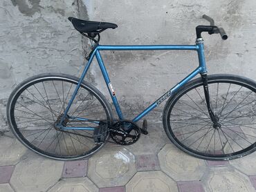 велосипед фикс: Продаю Хвз рекор в оригинальной покраске новая система skeacc втулки
