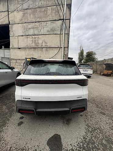 byd e9 1: Changan Qiyuan Q05: 2026 г., 1.2 л, Вариатор, Электромобиль, Кроссовер — 6