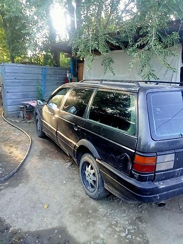 pass: Volkswagen Passat Variant: 1990 г., 1.8 л, Механика, Бензин, Универсал — 6