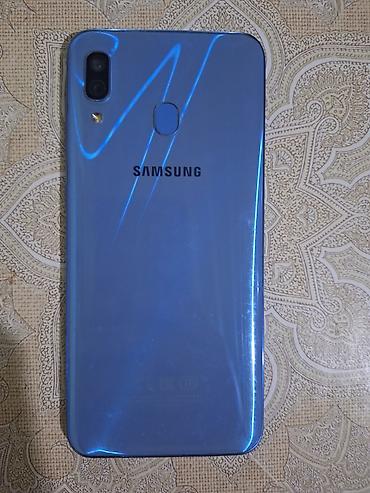 компьютер на запчасти: Samsung Galaxy A30, 32 ГБ, цвет - Голубой, Две SIM карты — 2