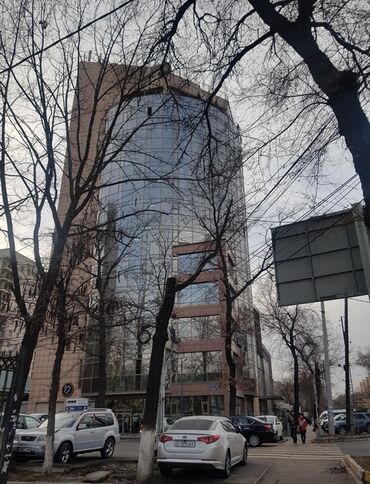 в аренду под швейный цех: Сдаю Офис, 60 м², В бизнес центре, С системой безопасности