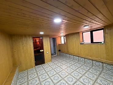 ev satdiq: 4 otaqlı, 1 kv. m, Yeni təmirli — 5