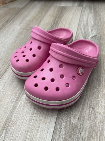 детские босоножки crocs crocband: Продаю кроксы для девочек. В хорошем состоянии, размер J1