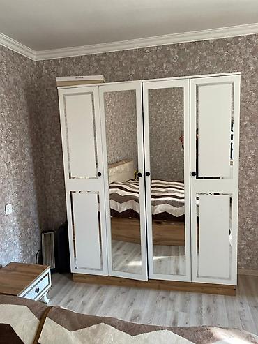 Yataq otağı mebel dəsti ela veziyyetdedi problemi qırığı falan yoxdu
