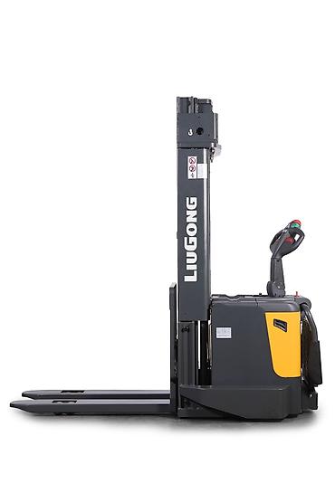 Погрузчики: Погрузчик, LiuGong, 2024 г., Колесный, Вилочный — 3